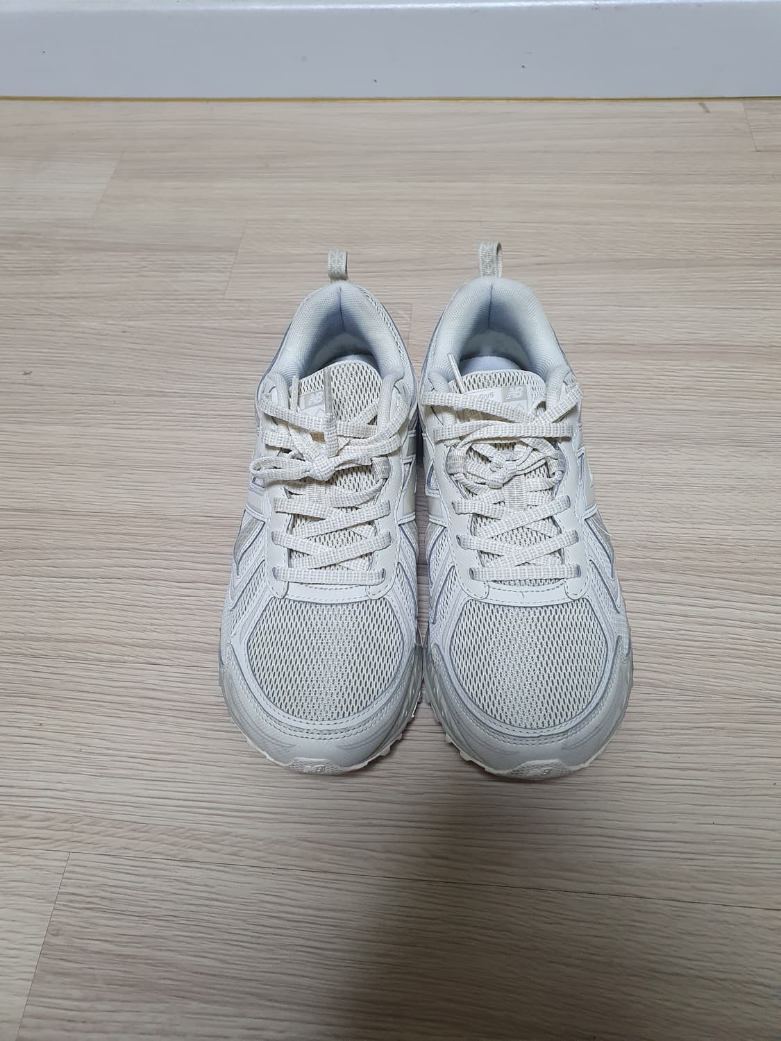 뉴발란스 415v5 운동화 240 상품이미지3