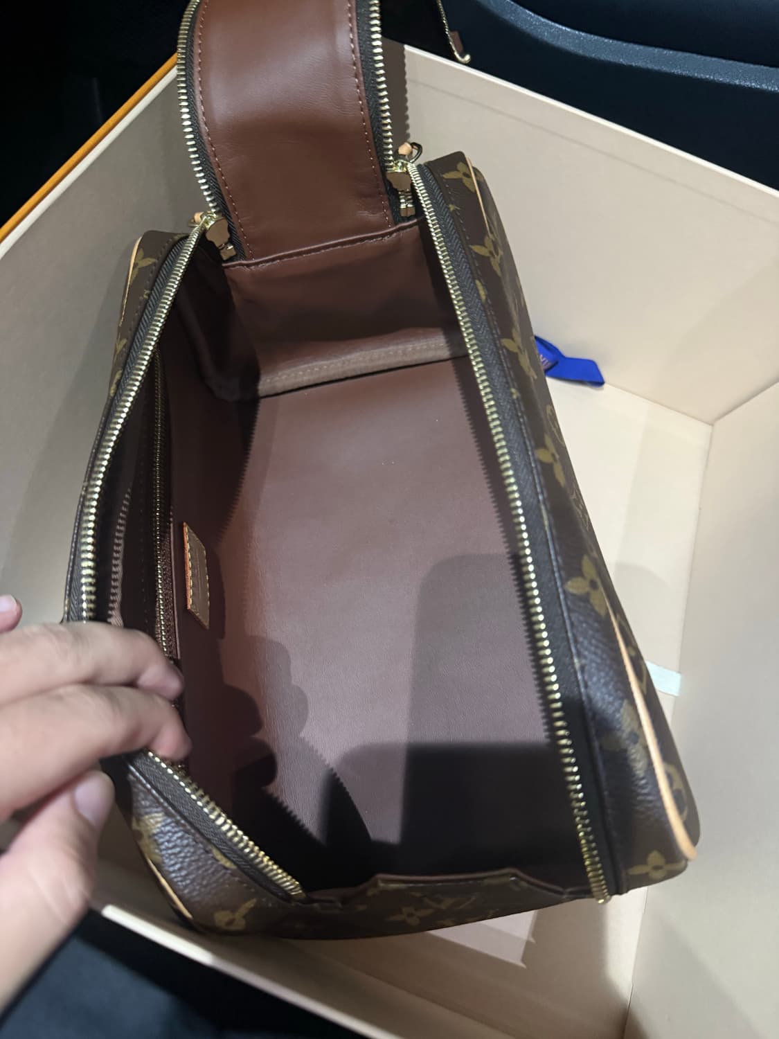 루이비통 돕키트 가방 상품이미지2