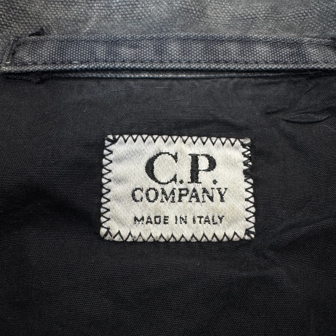 CP컴퍼니 가먼트다잉 스톤워싱 필드 자켓 상품이미지6