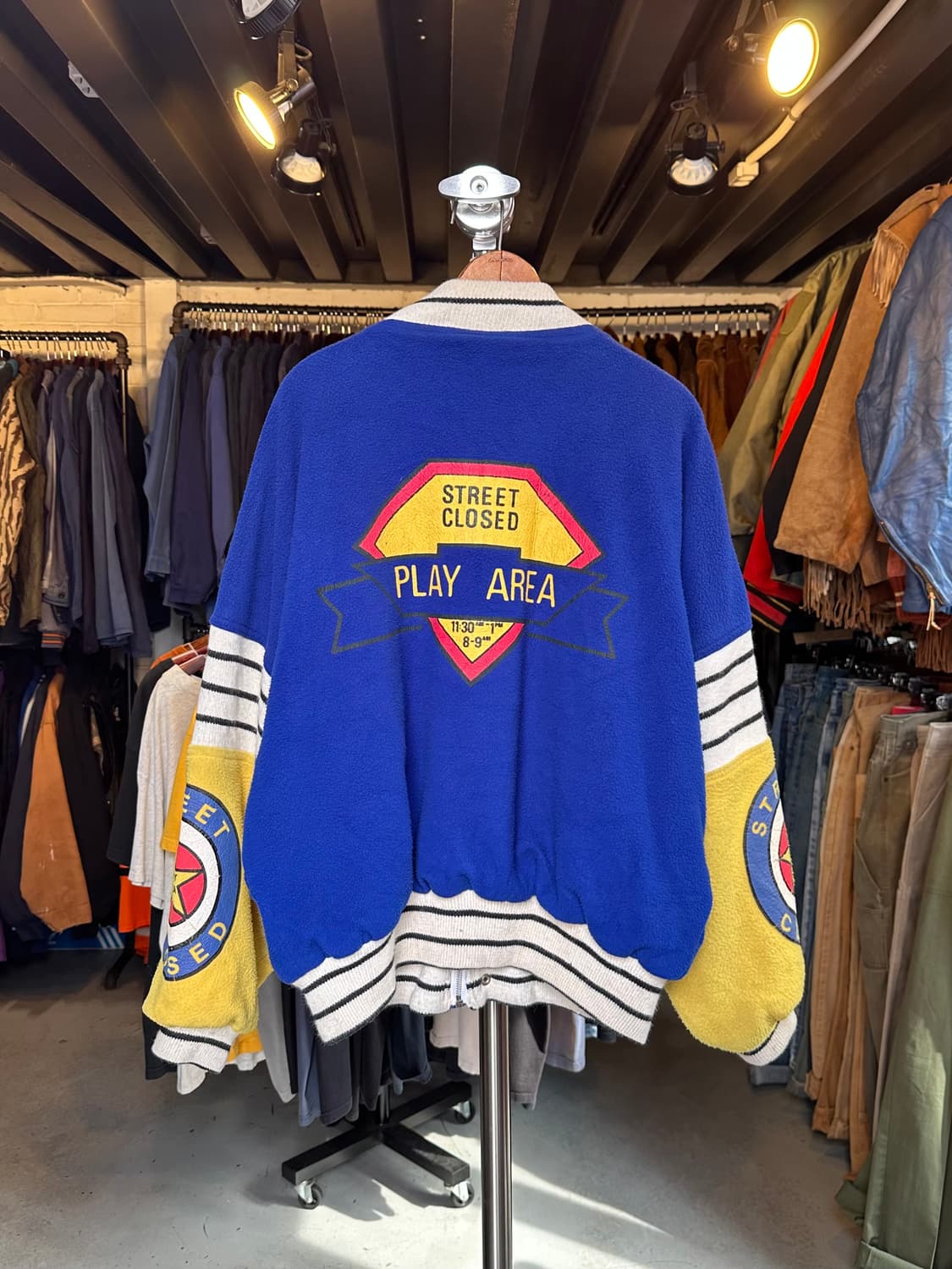 Old 드랍숄더 바시티 붐버 자켓 상품이미지2