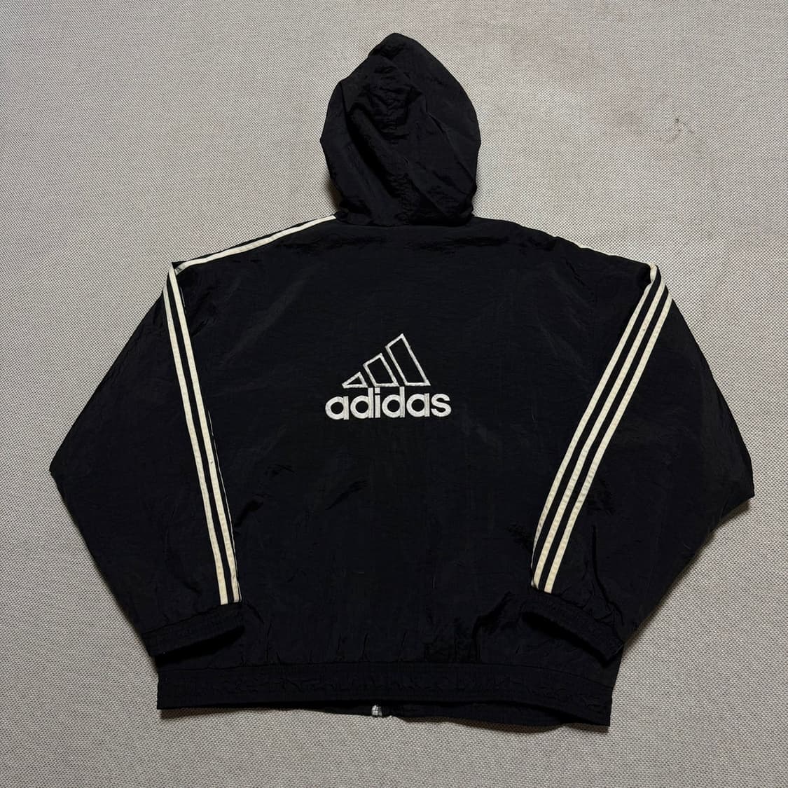 아디다스 올드스쿨 빅로고 바람막이 자켓 상품이미지4