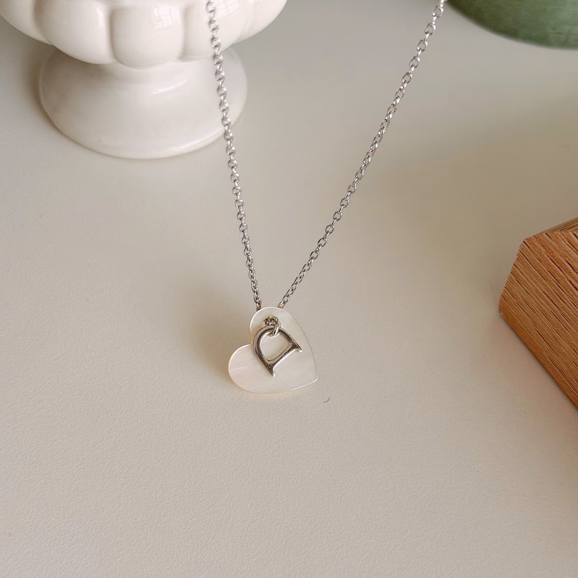 빈티지 디올 하트 자개 목걸이 상품이미지2