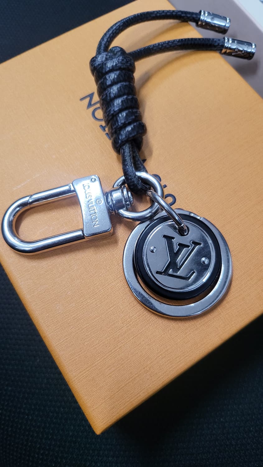 루이비통 키체인 참 상품이미지2
