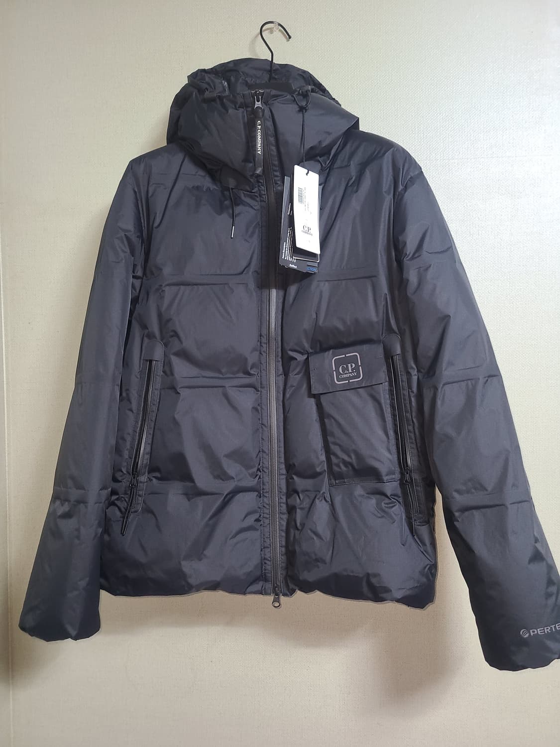 cp컴퍼니 메트로폴리스  퍼텍스 후드 다운 자켓 50 <국100> 상품이미지1