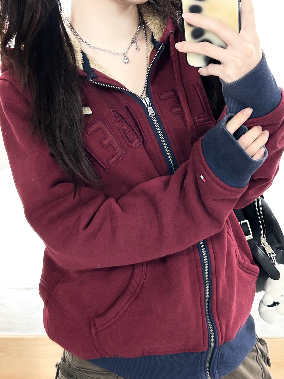 타미힐피거 빅로고 버건디 양털 후드집업 상품이미지1