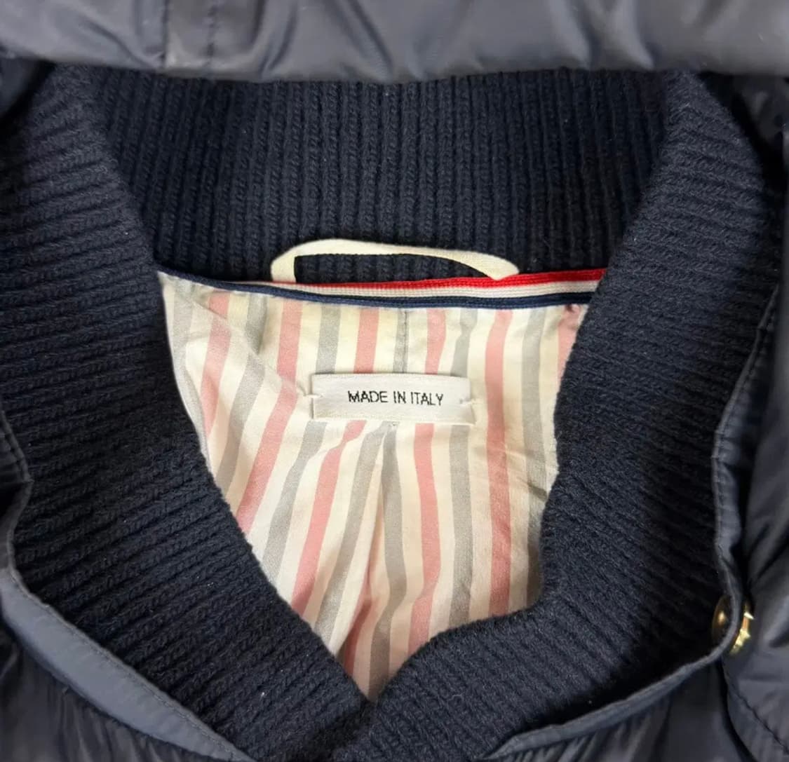 [정품] 톰브라운 사선 다운 패딩 자켓 하이엔드 패딩 자켓 2 상품이미지4