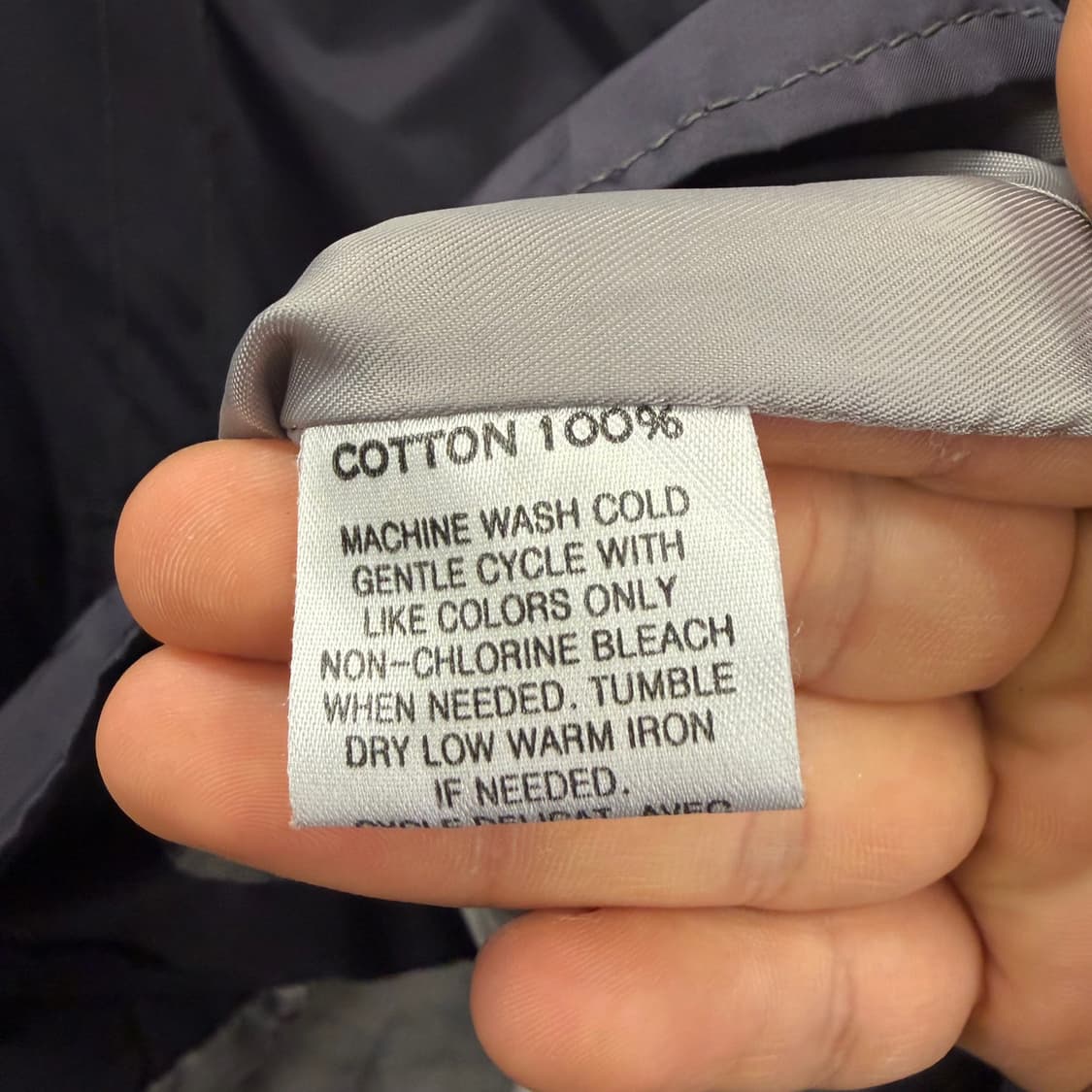 아르마니 익스체인지 가먼트다잉 유틸리티 자켓 버티컬 스티치 암패치 디테일 상품이미지8