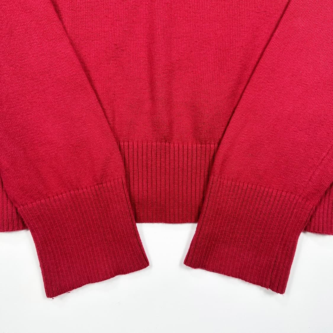 아베크롬비 피치 뉴욕 레드 니트 (S 여성추천) 상품이미지4