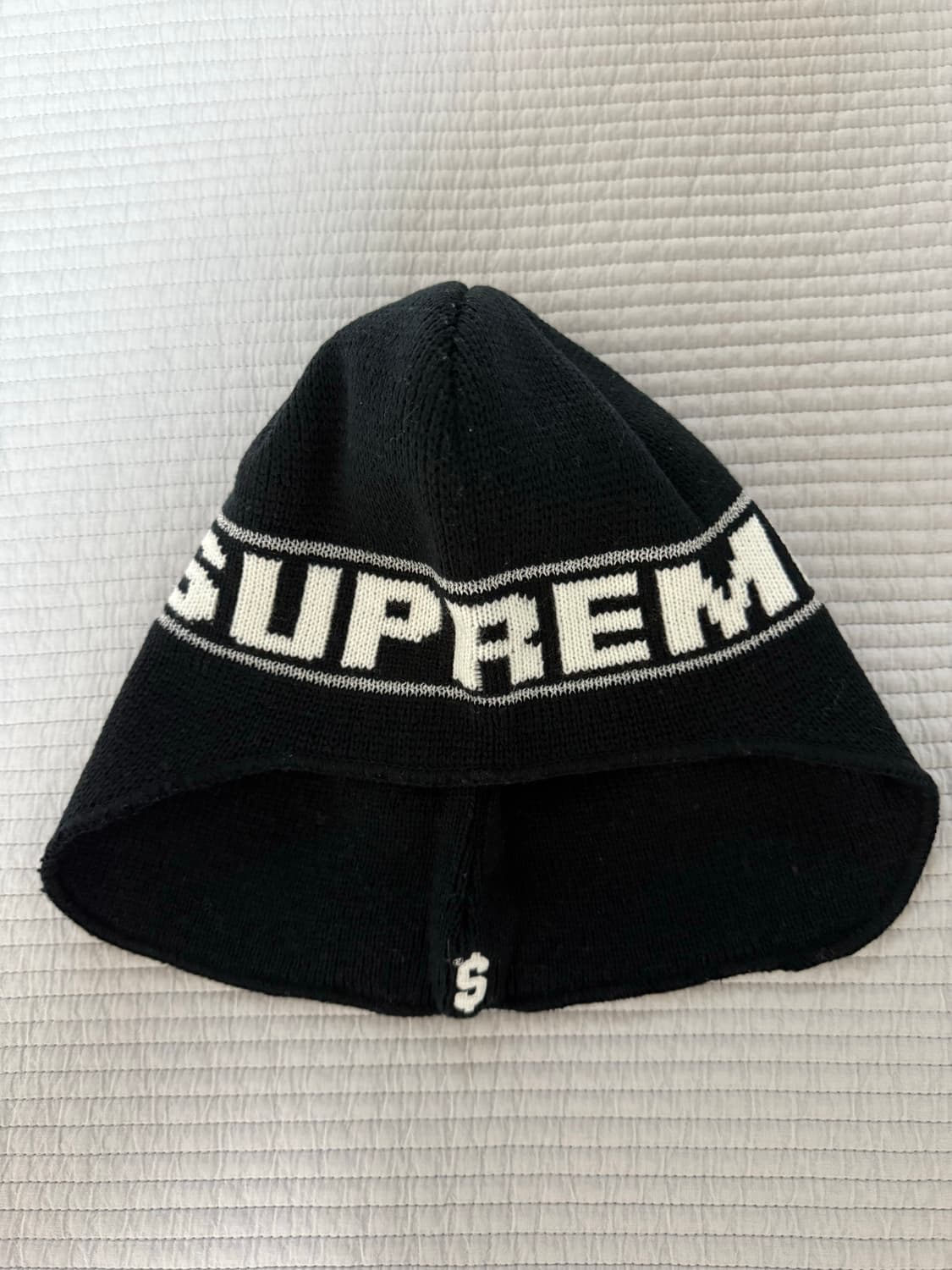 [OS] 슈프림 이어플랩 비니 블랙 23FW 상품이미지4