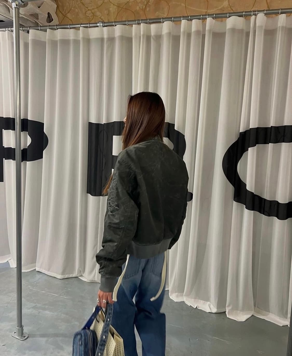 KNOW WAVE. 피그먼트 봄버 유니섹스 상품이미지2