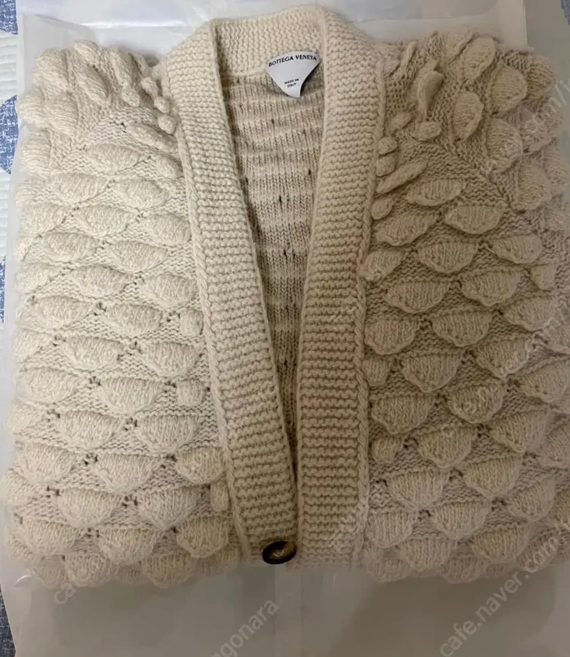 [미개봉 새상품] 보테가베네타 피쉬스케일 울가디건 베이지 Large 상품이미지7