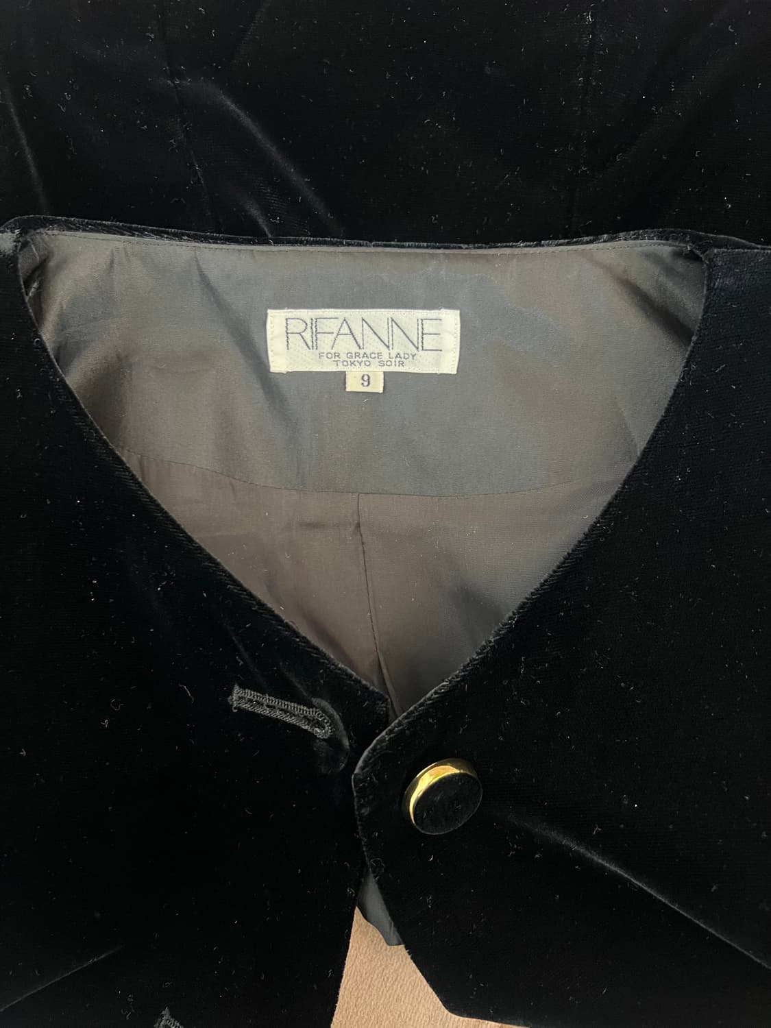RIFANNE 일본수입 여성 블랙 벨벳 노카라자켓 상품이미지4