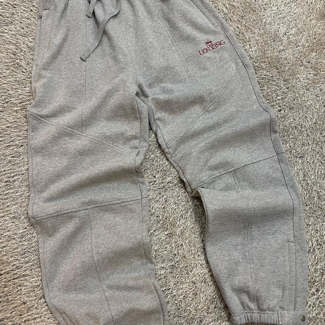 메종미네드 디즈니 라이온킹 조거팬츠 상품이미지3