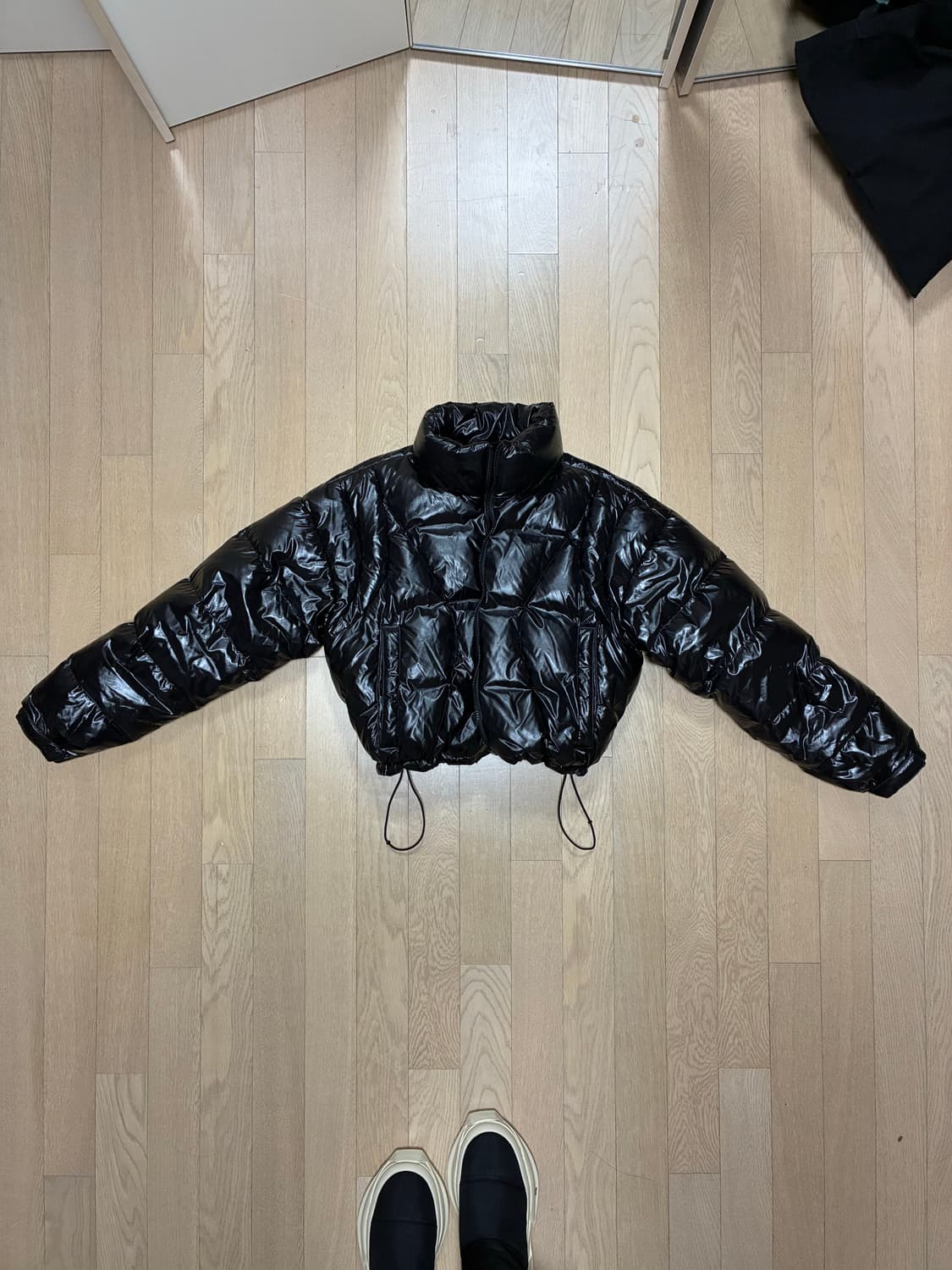 급처) 커렌트 글로시 코팅 숏패딩 상품이미지1