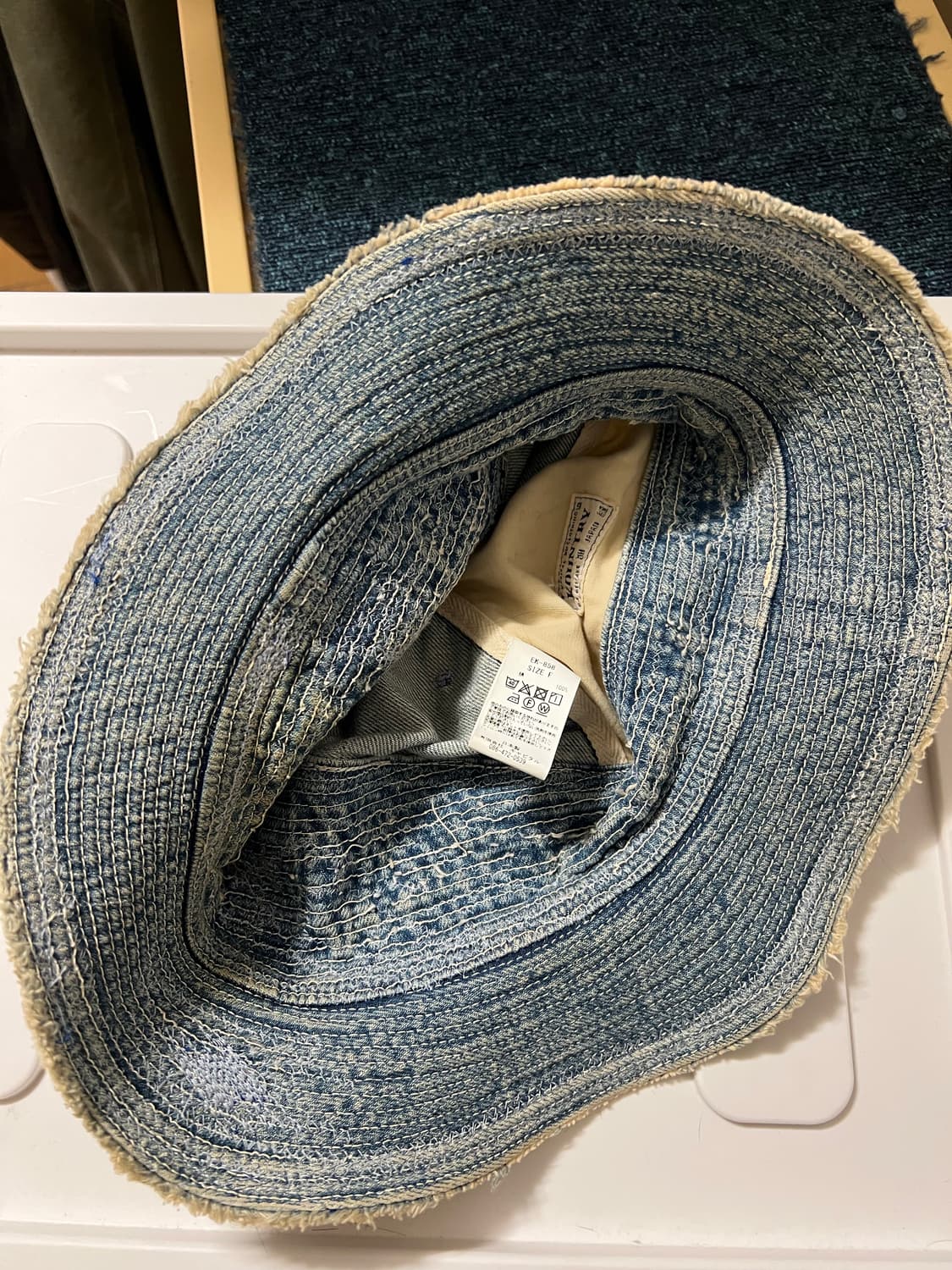 캐피탈 노인과바다 상품이미지8