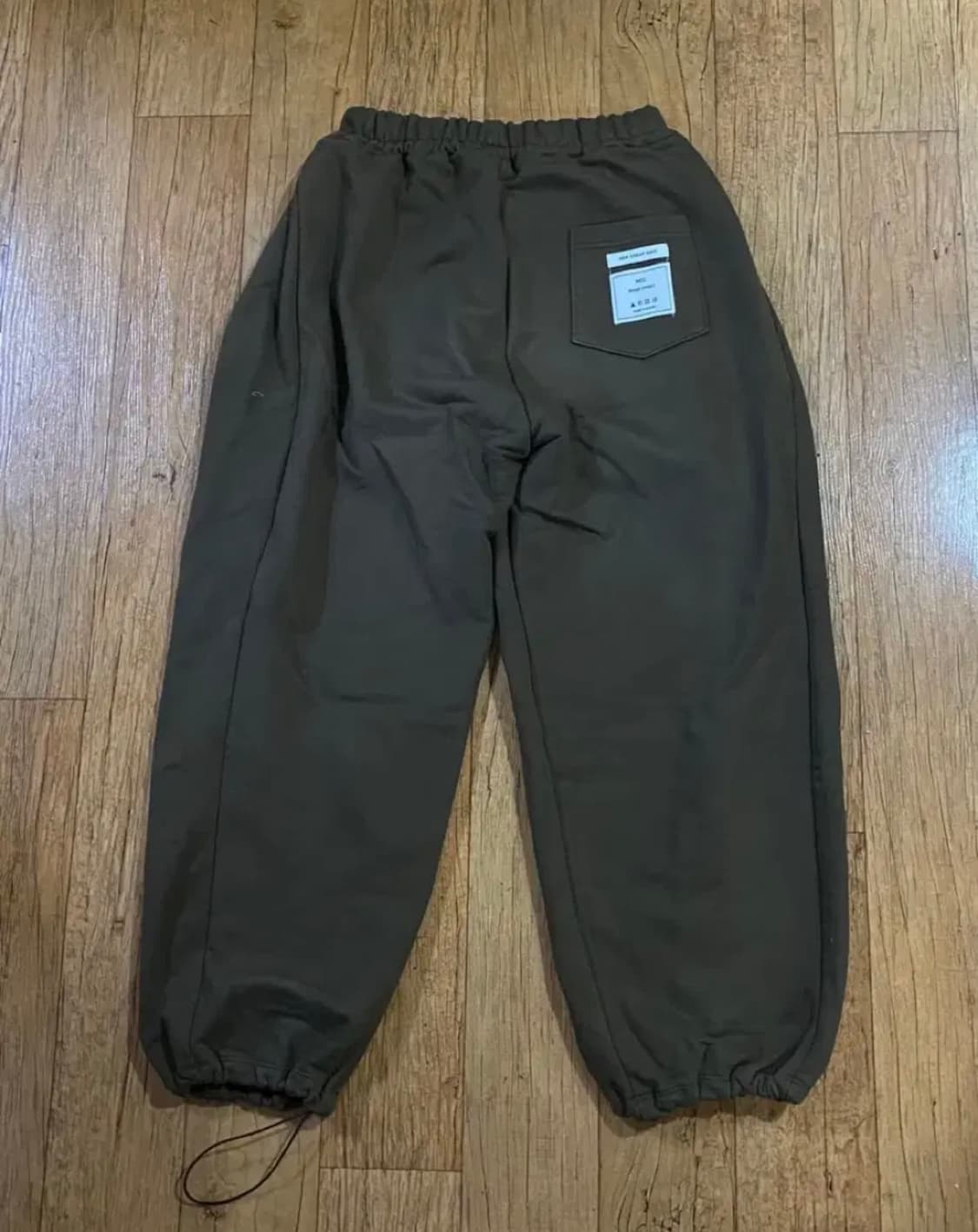 뉴치프시크디피팬츠 카키색 상품이미지2