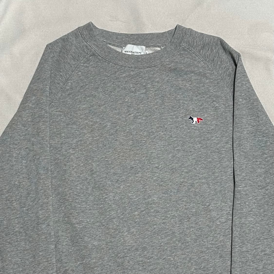 XL 메종키츠네 트리컬러 폭스 그레이 맨투맨 상품이미지1