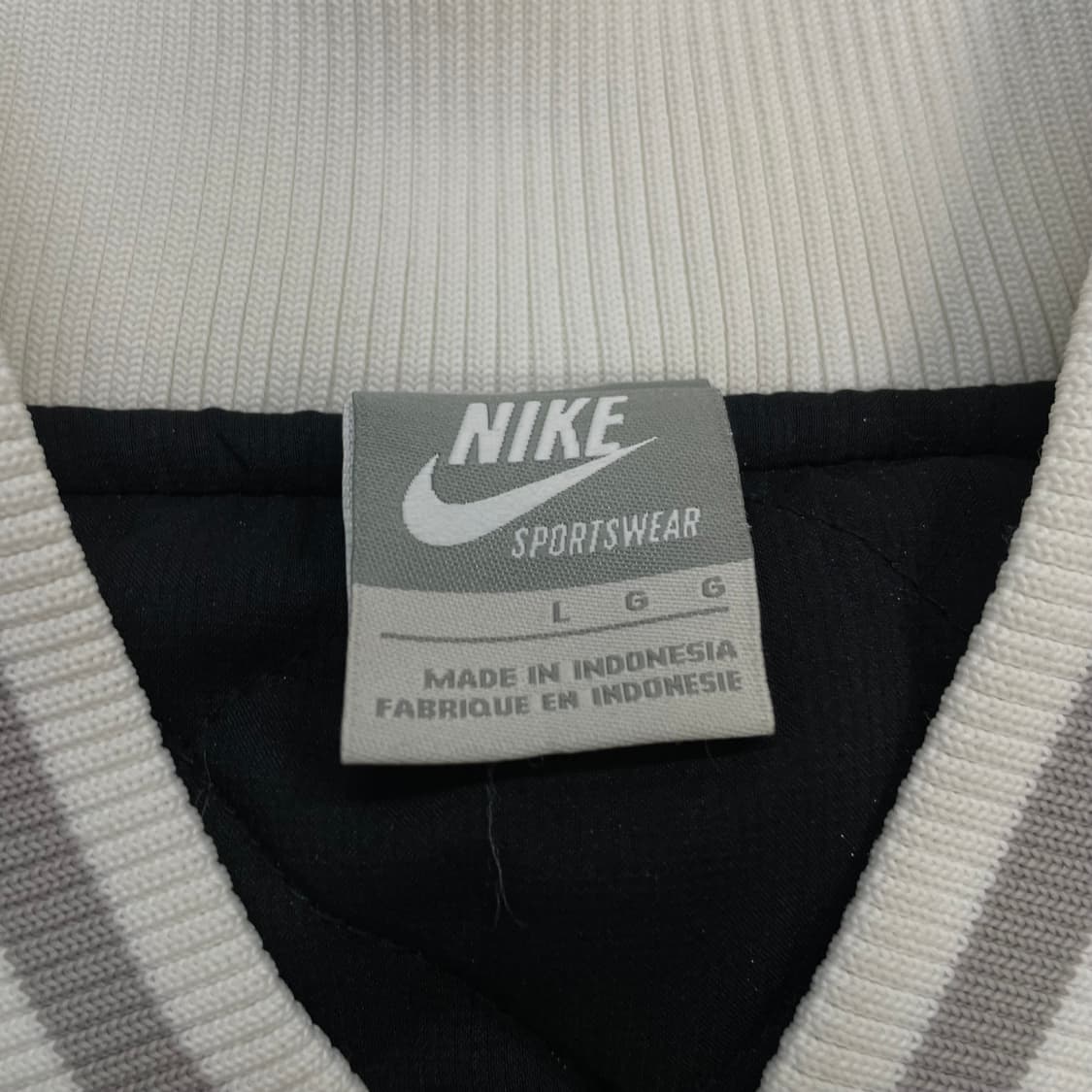 나이키 x 카세트플레야 사틴 바시티 자켓 블랙 상품이미지5