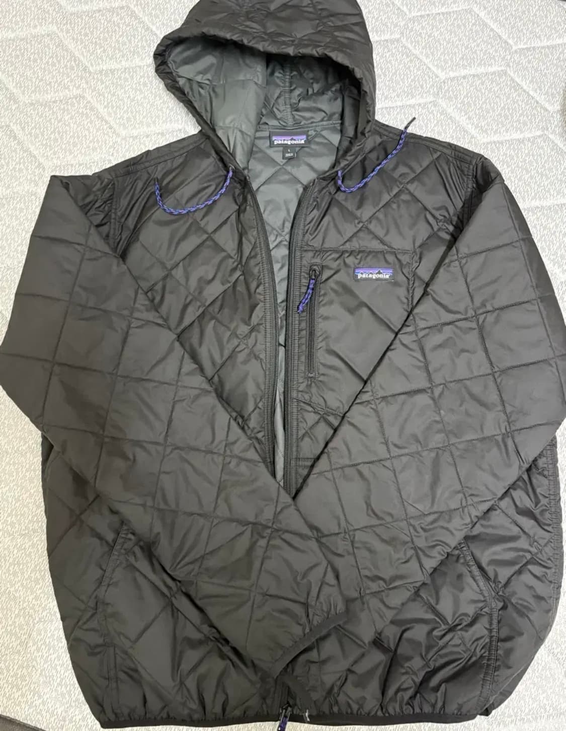 파타고니아 다이아몬드 퀼티드 봄버 후드 블랙 L 상품이미지1