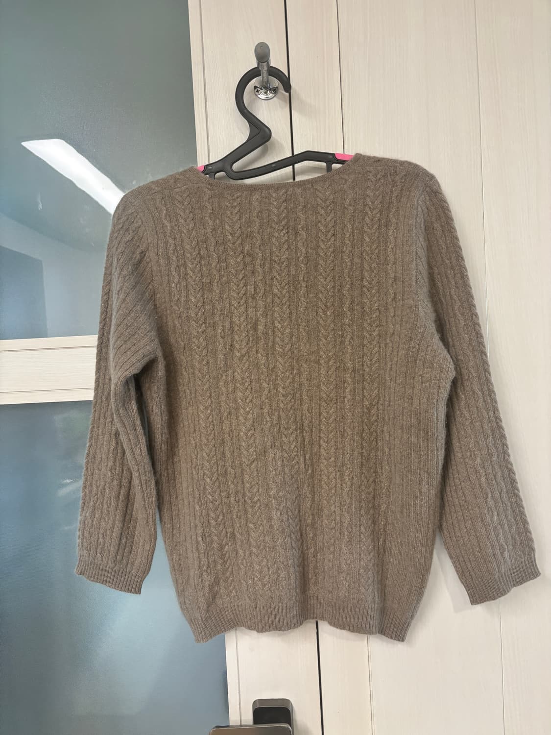 빈티지_브이넥 케이블 니트 브라운 캐시미어100 상품이미지2