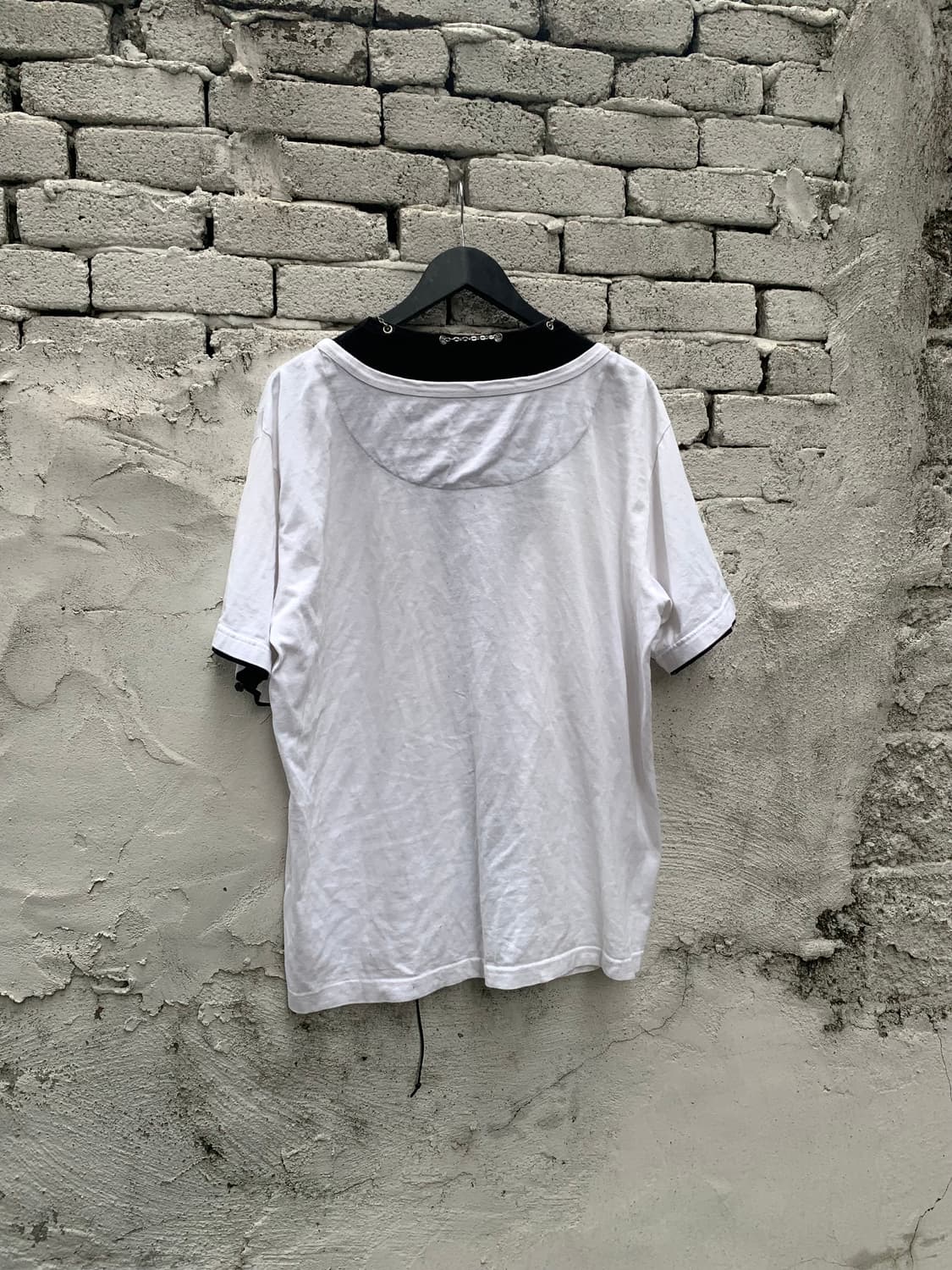 Laced down punk ring necklace t-shirt  상품이미지4