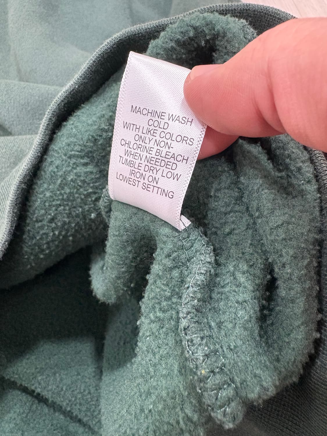 에센셜 초판 18fw 백로고 후드티 상품이미지5