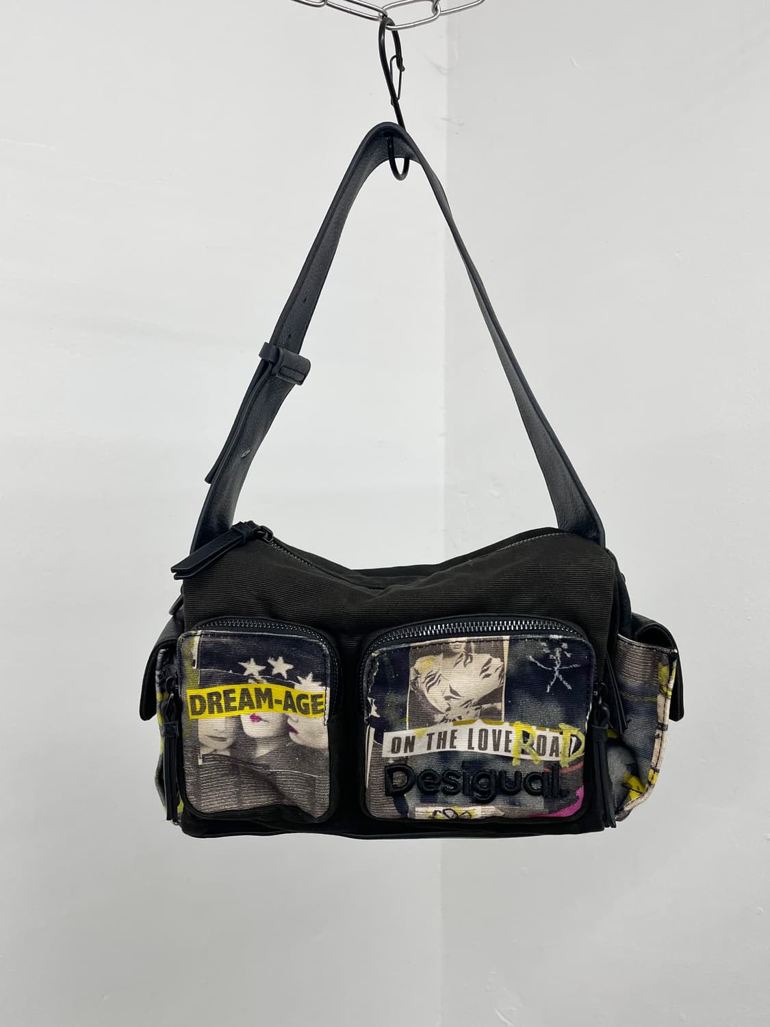 데시구알 일러스트 포켓 숄더백  상품이미지1