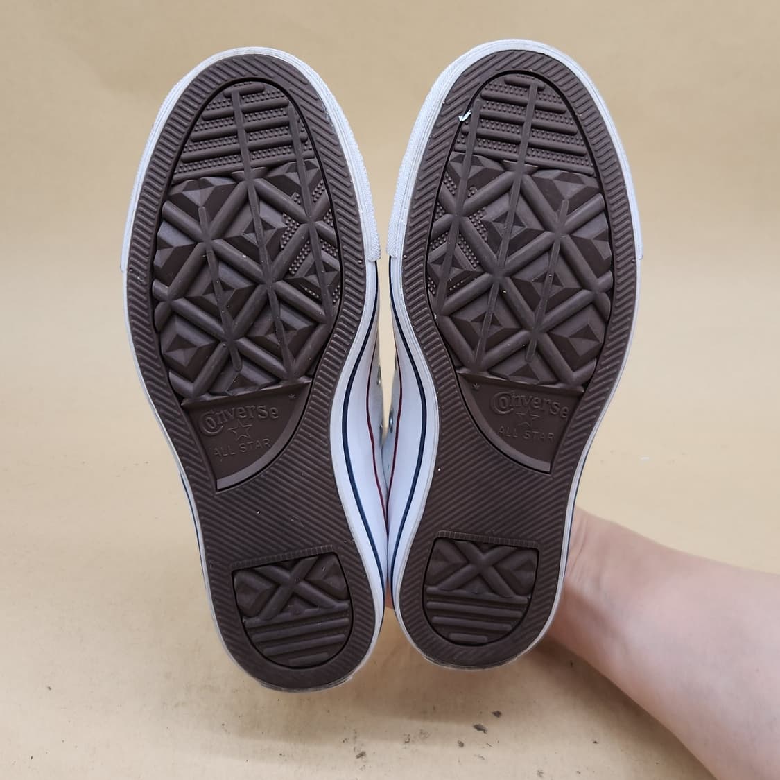 컨버스 올스타 클래식 화이트 여성스니커즈230 상품이미지3