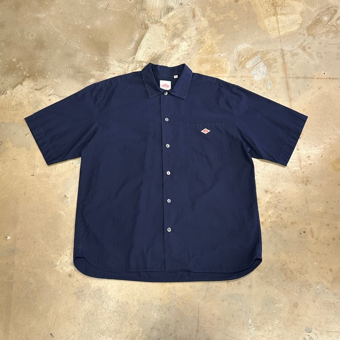 42 단톤 네이비 반팔 셔츠 상품이미지2