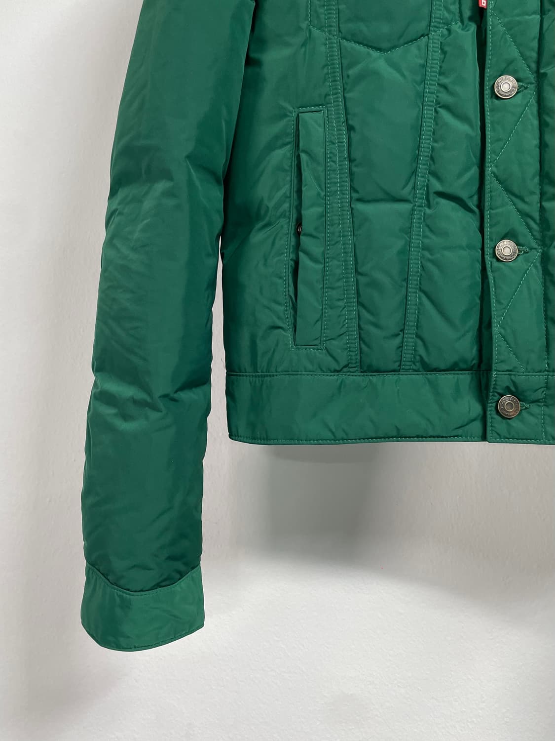 디스퀘어드2 크롭 셔츠 다운패딩 (on.395) 상품이미지3