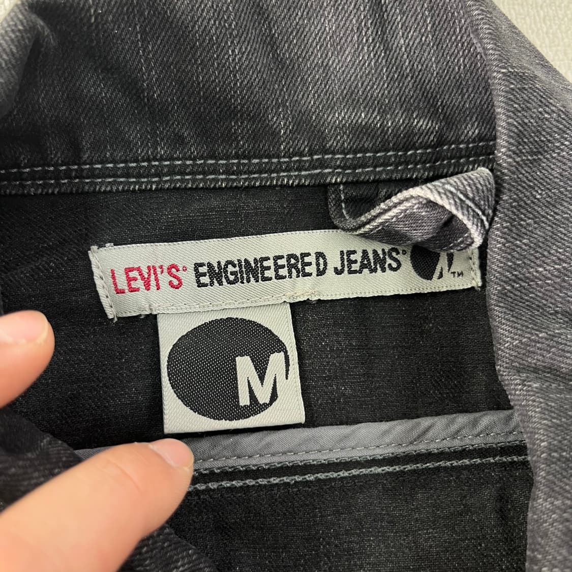 95 리바이스 엔지니어드 진 블랙 데님 자켓  상품이미지4