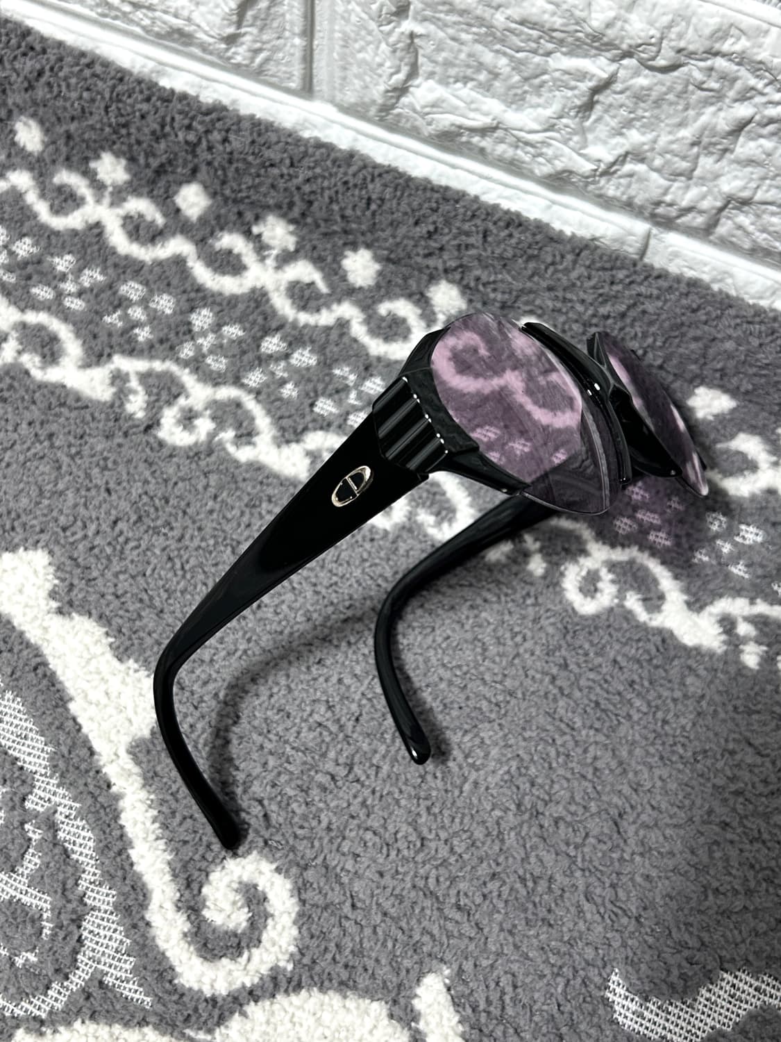 디올 오버사이즈 퍼플 틴트 선글라스 상품이미지4
