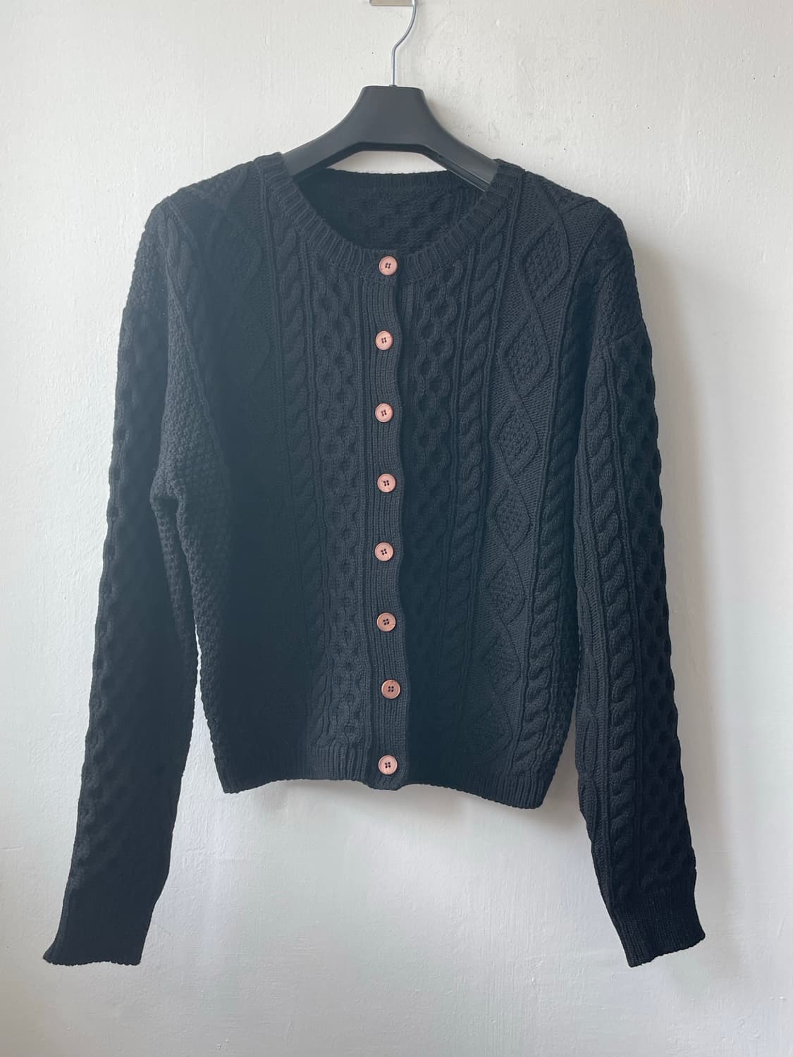 샵오눅(shoponuk) 케이블 가디건 블랙 새상품 상품이미지1