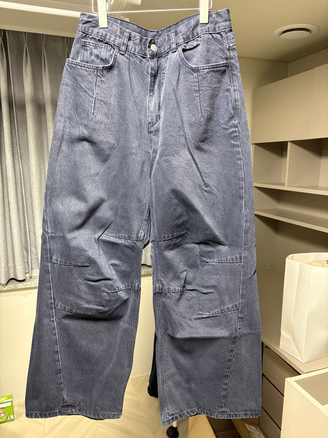 [2,M] 999휴머니티 AV 플리츠 데님 팬츠 (페이디드 네이비) 상품이미지3