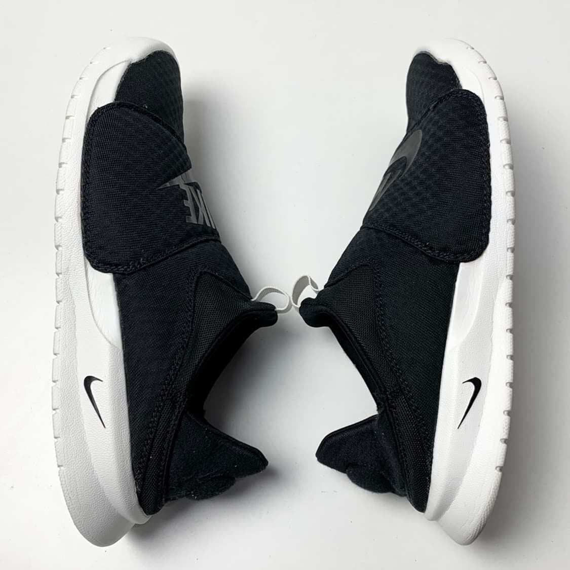 [275/정품] NIKE 나이키 베나시 슬립온 남성 운동화신발 상품이미지3