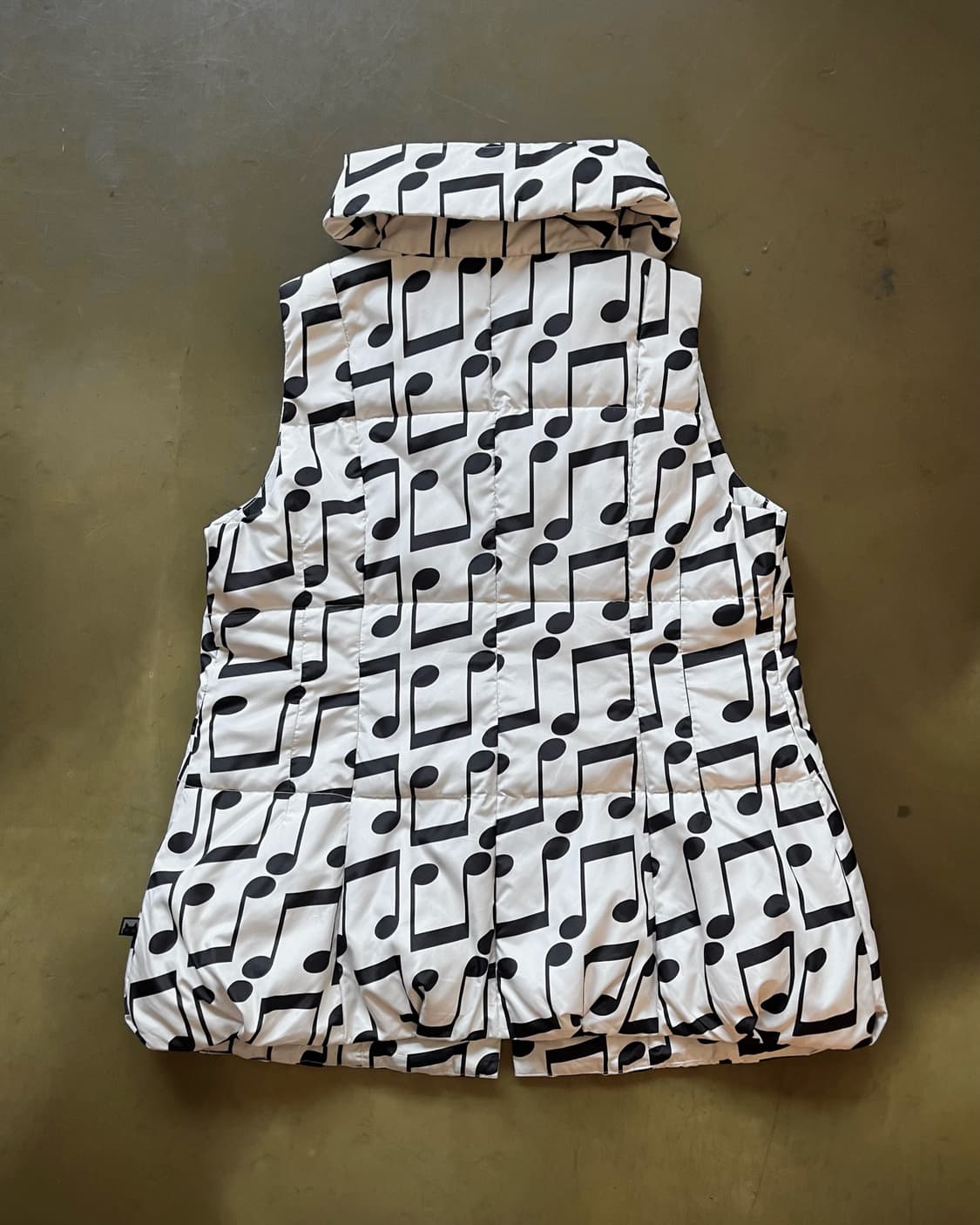 1980-90s ATSUKI ONISHI Music Print Vest 상품이미지10