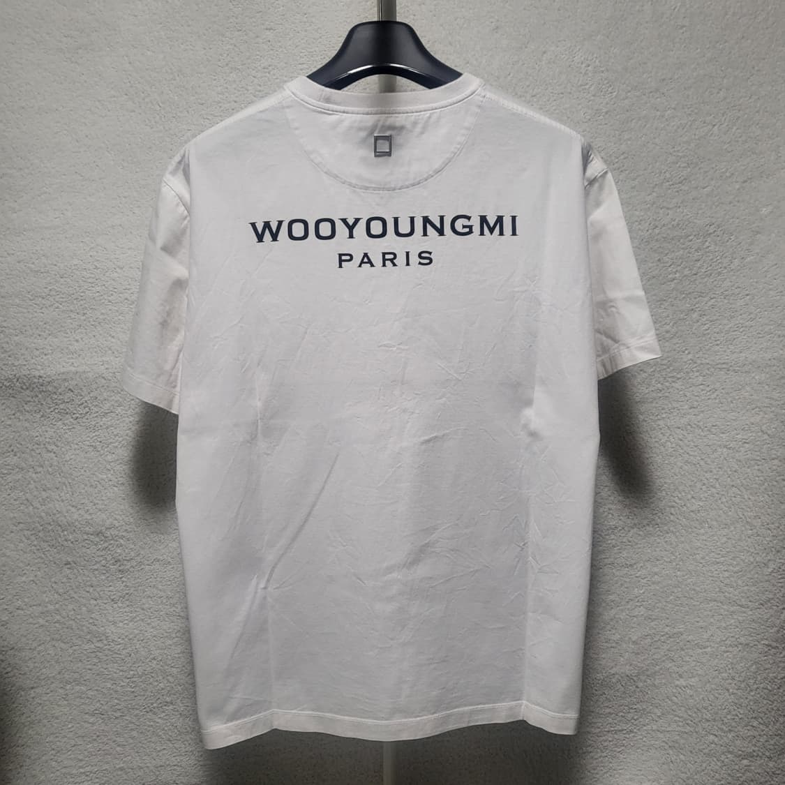 [정품] 50 / 23FW 우영미 백로고 반팔티 상품이미지1