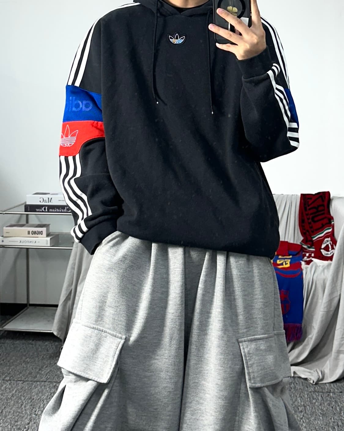 아디다스 블랙 TS 트레포일 후드티 M 상품이미지3