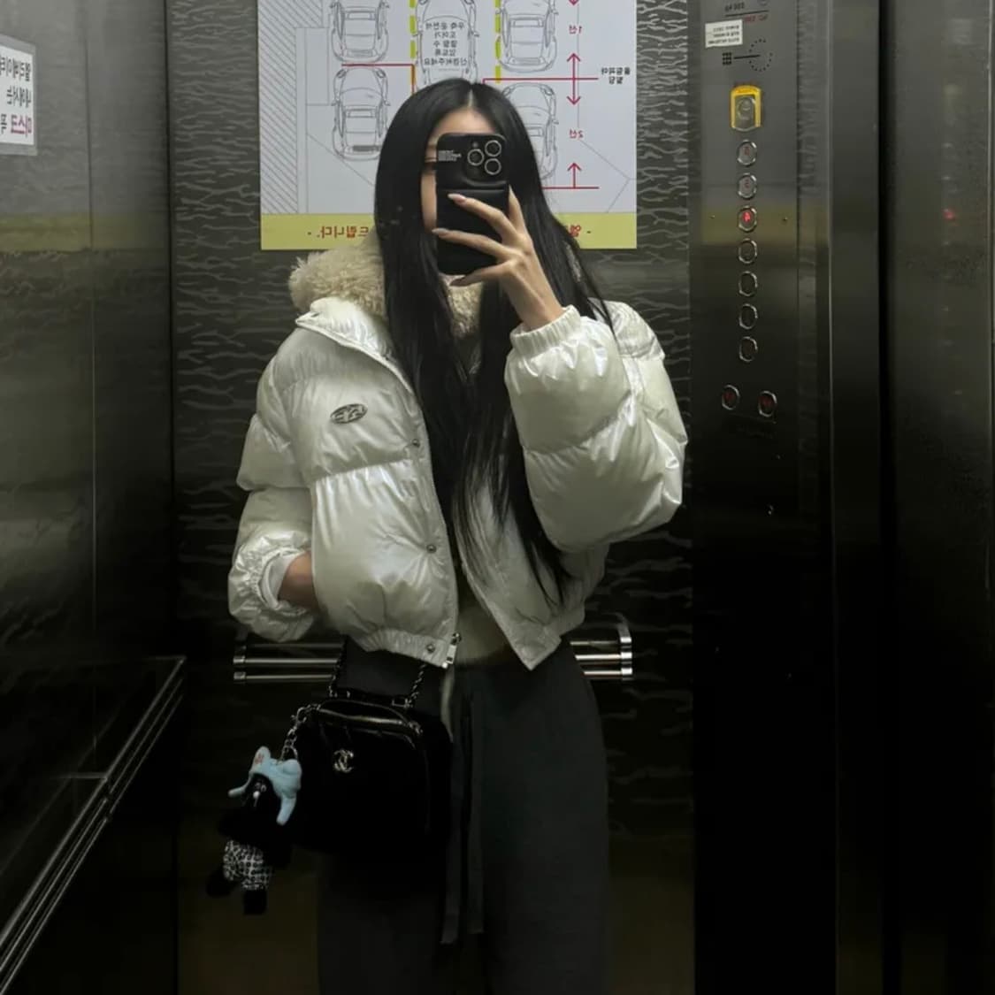 카키포인트 메탈 글로시 패딩 화이트 상품이미지4