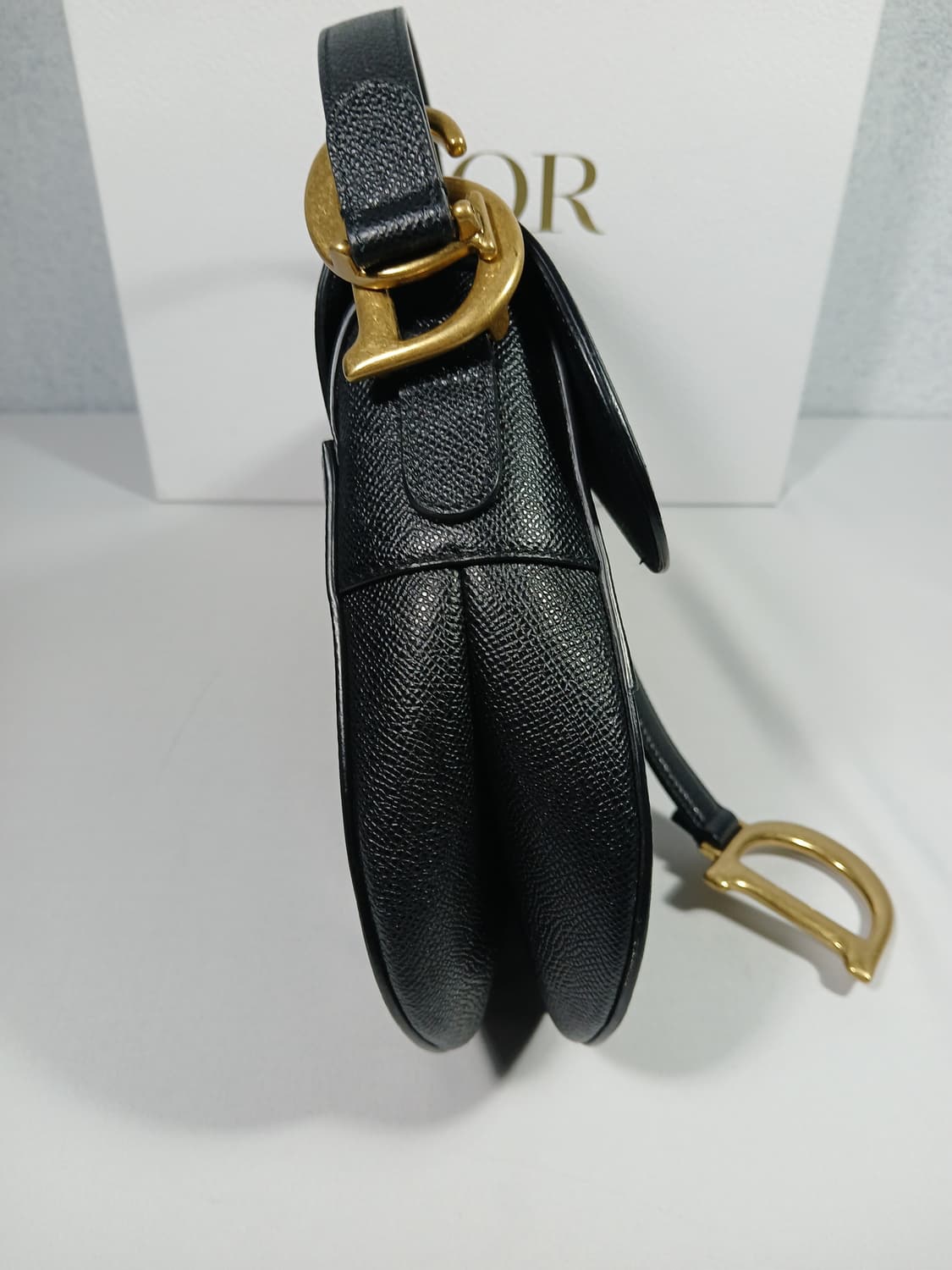 디올 새들백 미디움 M0446CBAA 상품이미지4