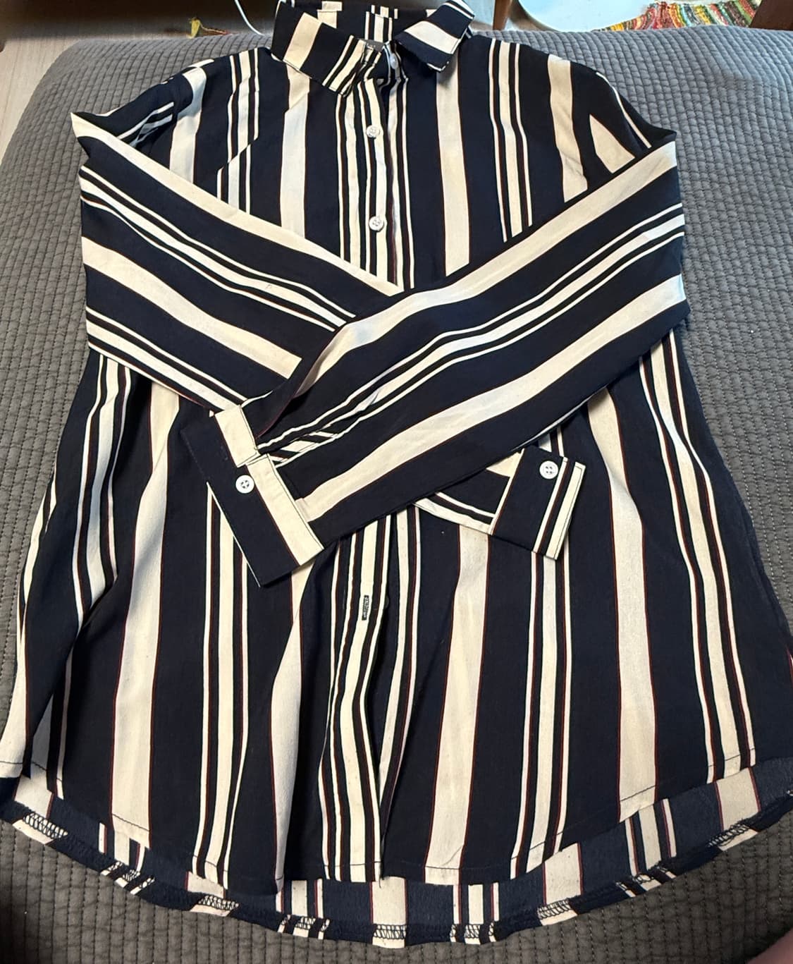 피그먼트 네이비줄무늬셔츠 FREE 상품이미지3