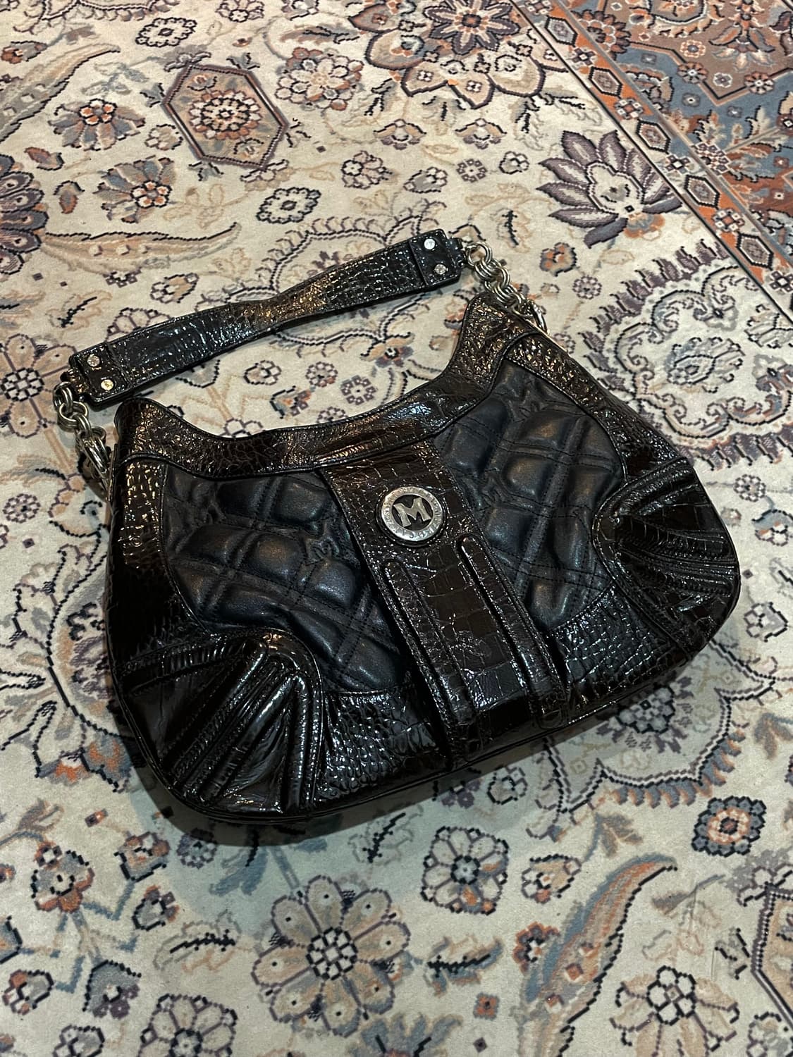 에나멜 레더 백 상품이미지1