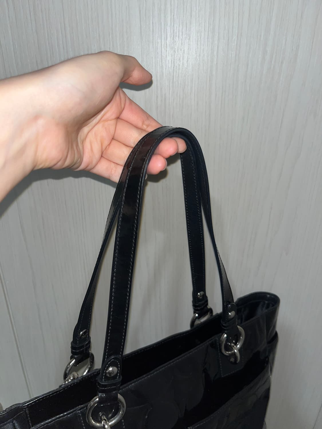 코치 블랙 페이턴트 가방 coach 에나멜 y2k 상품이미지5