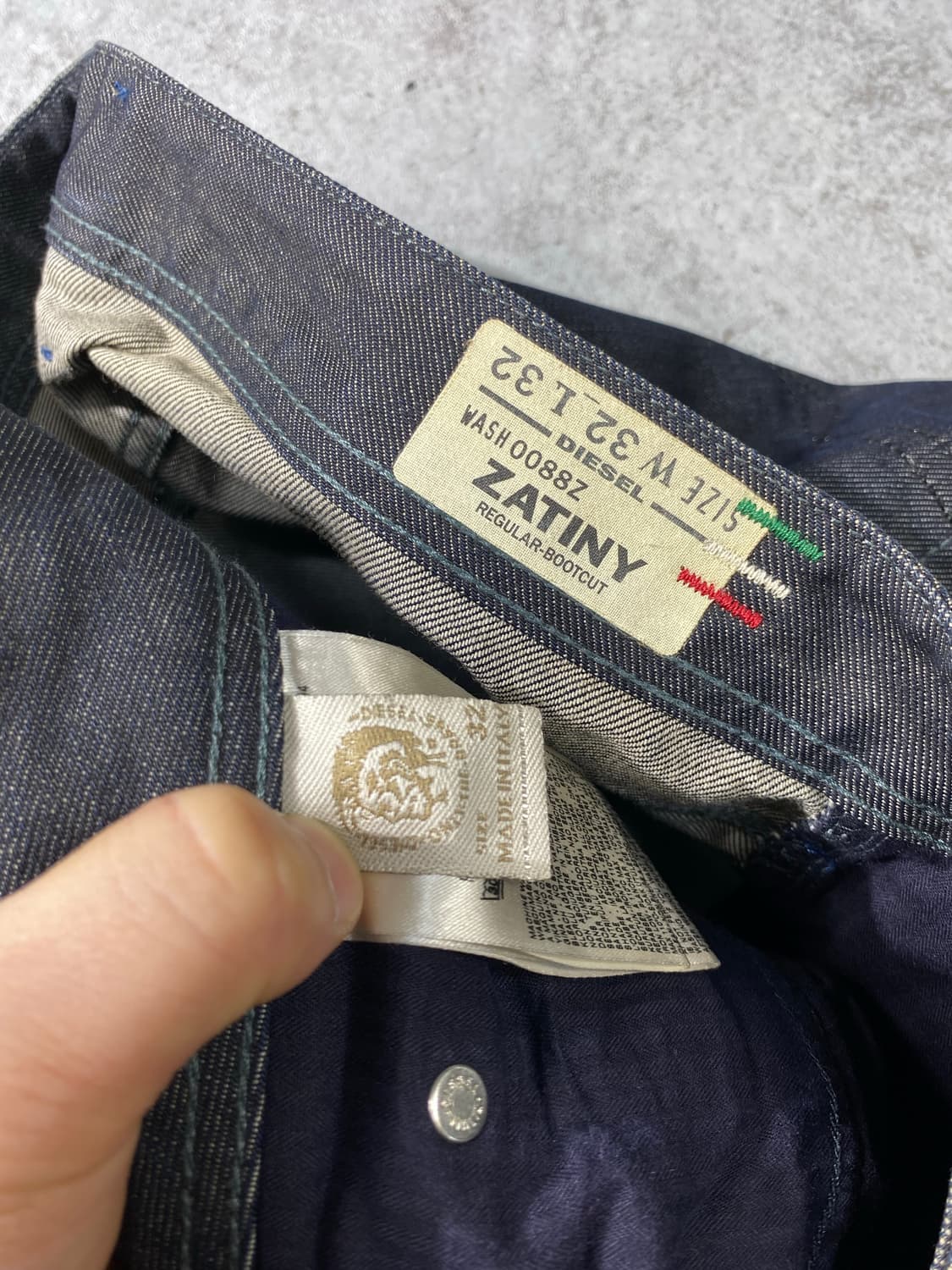 [32] DIESEL 디젤 자티니 레귤러 부츠컷 데님팬츠 상품이미지8