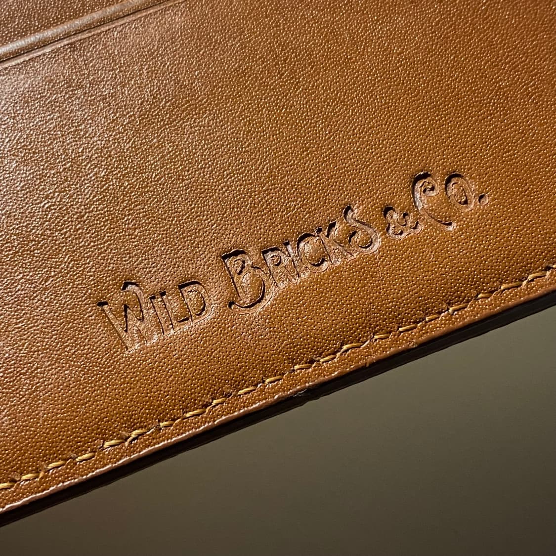 [정품] 와일드브릭스 허니비 카드지갑 상품이미지4