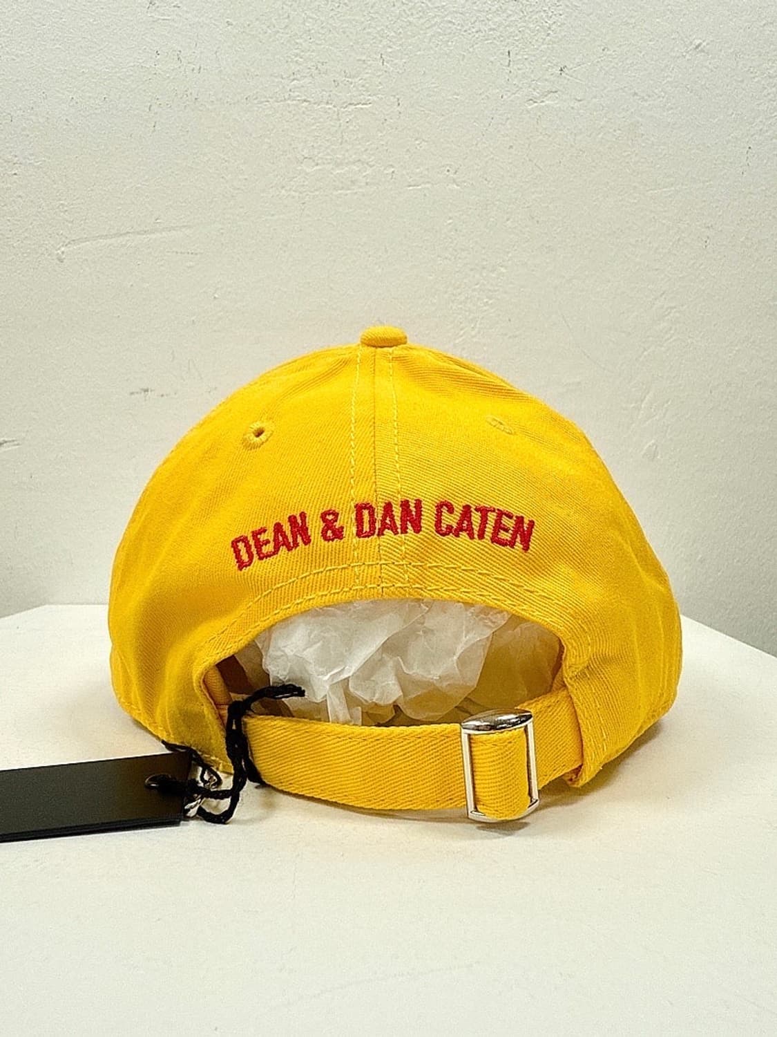 (정품/새상품)  디스퀘어드2 키즈 성인가능 옐로우 로고 자수 볼캡 상품이미지4
