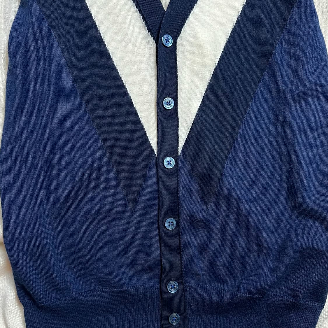 닐바렛 네이비 화이트 가디건 상품이미지3