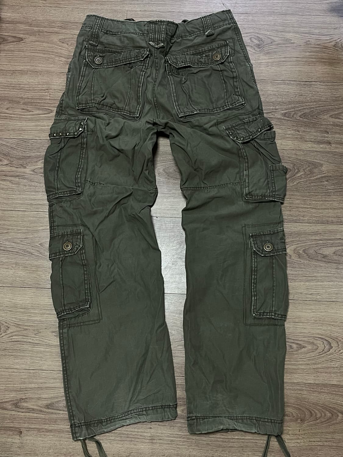 스터드 카고 팬츠 상품이미지2