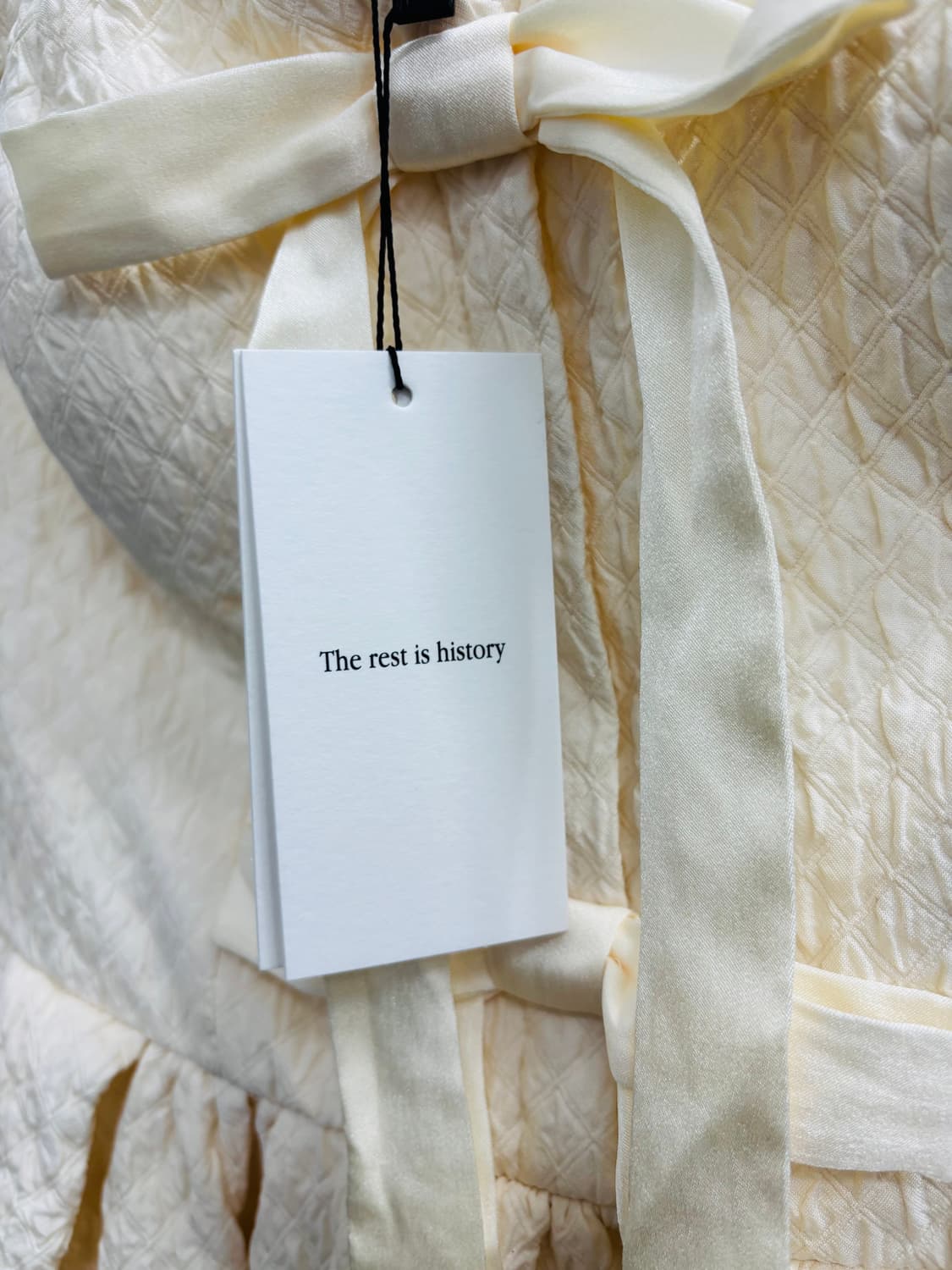 [새 상품] The tis(더티스) 리본 자카드 튜브탑 롱 드레스 상품이미지7