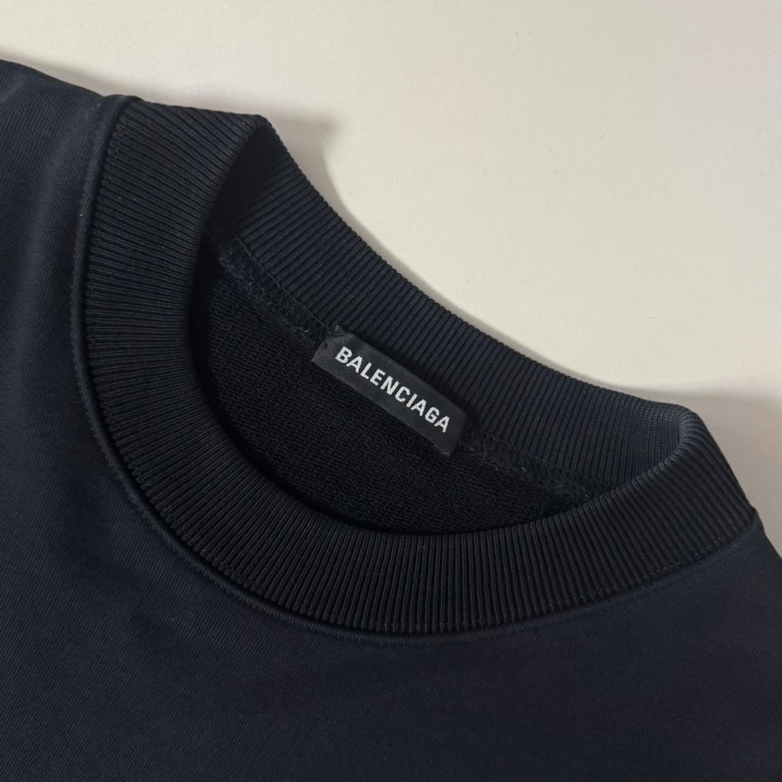 [백화점판/L]발렌시아가 웨이브로고 맨투맨 상품이미지4